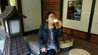'15.9.23平骨温泉でビール.jpg